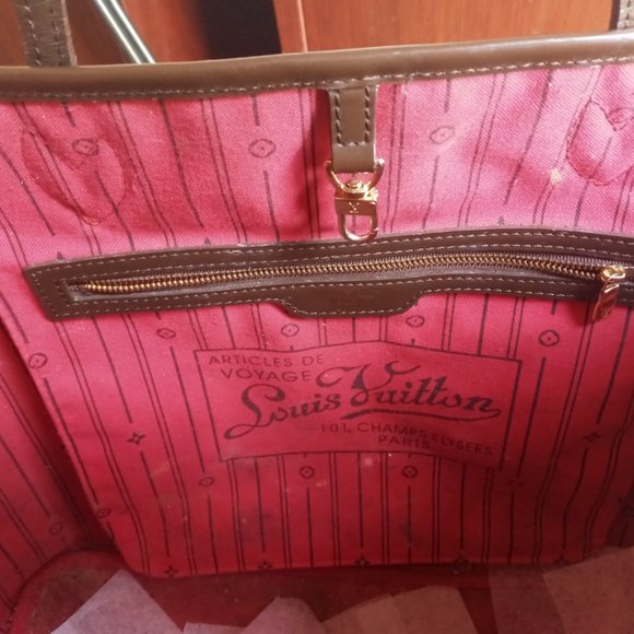 louis Vuitton - Picture 7 of 11